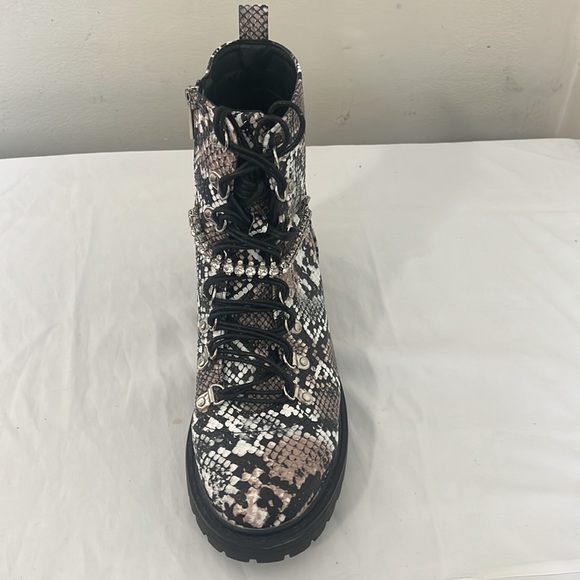 Pretty Little Thing Snake Diamante Detail Combat Ankle Boots Sz 9 - Picture 11 of 16